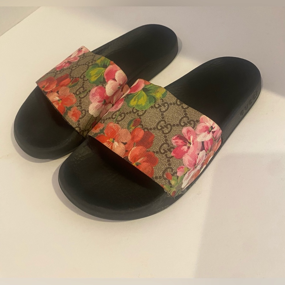 Gucci GG Bloom Floral Slides - Picture 7 of 7
